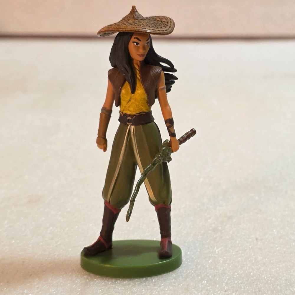 Disney Raya & the Last Dragon Asian Sword Toy Figure Cake Topper PVC 4"